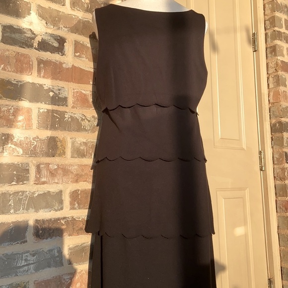 Philosophy Tiered Scallop Ruffle Shift Little Black Dress Size Large - Picture 4 of 9